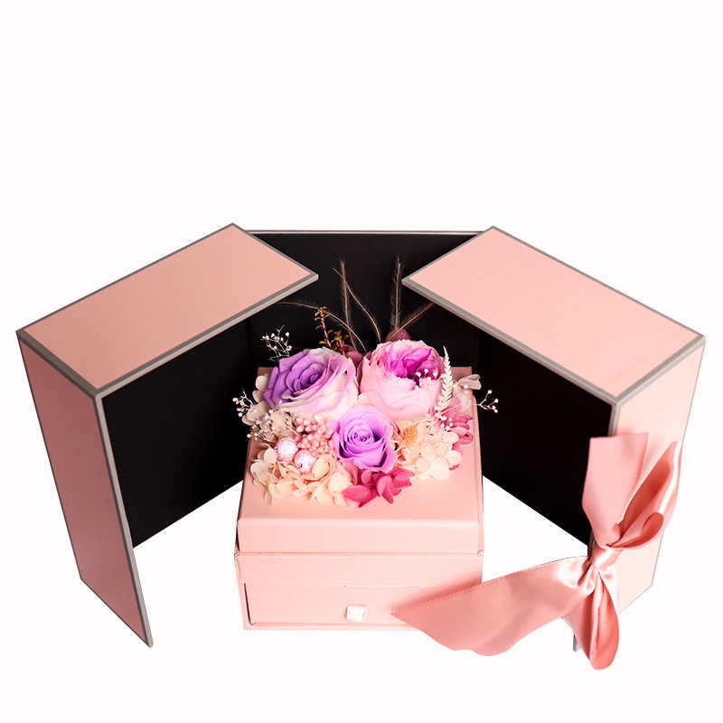 Mother's Day Gift Box - Roses, Carnations, and Austin Flowers - Minihomy