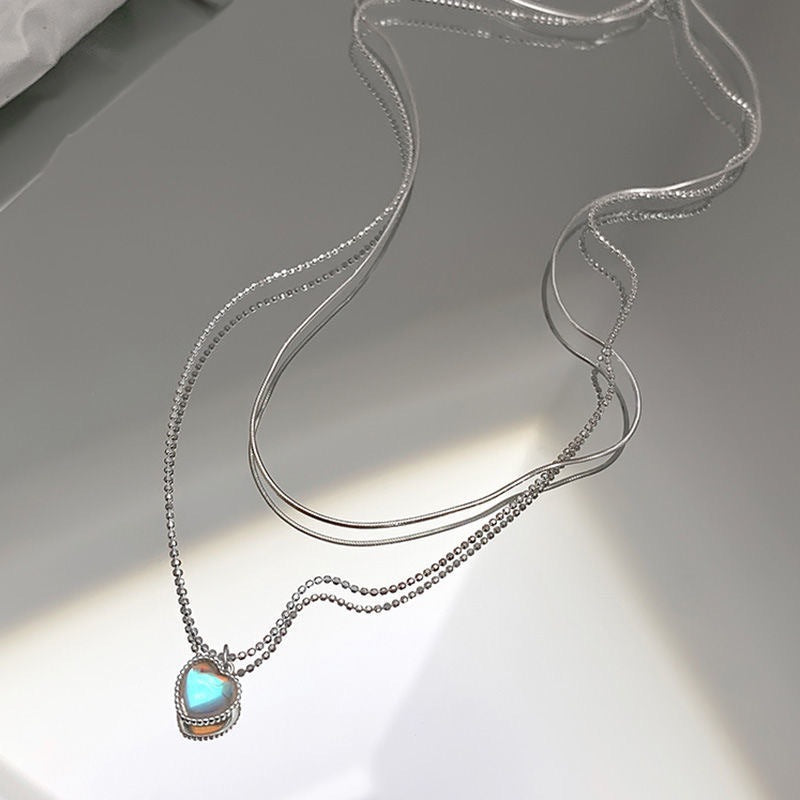 Gradient Gem Heart Shaped Clavicle Chain - Minihomy