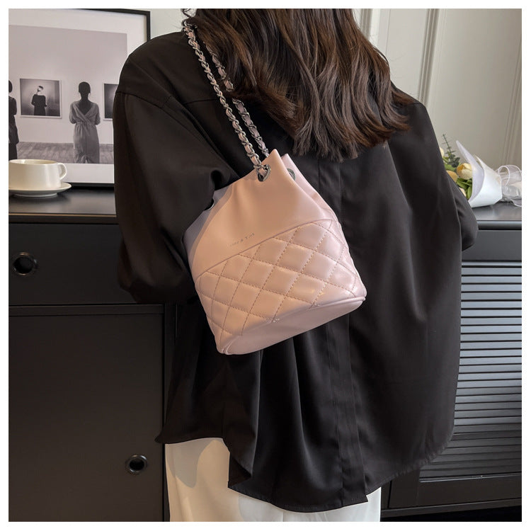 Korean Style Simple Women's Fashion Diamond Texture One-shoulder Bucket Crossbody Bag - Minihomy