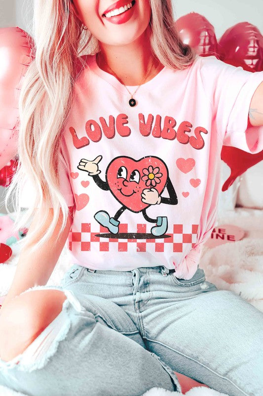 Plus Size - Love Bites Graphic T-Shirt - Minihomy