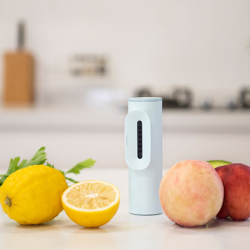 USB Mini Ozone Generator for Fridge & Food - Purify, Sterilize, Deodorize