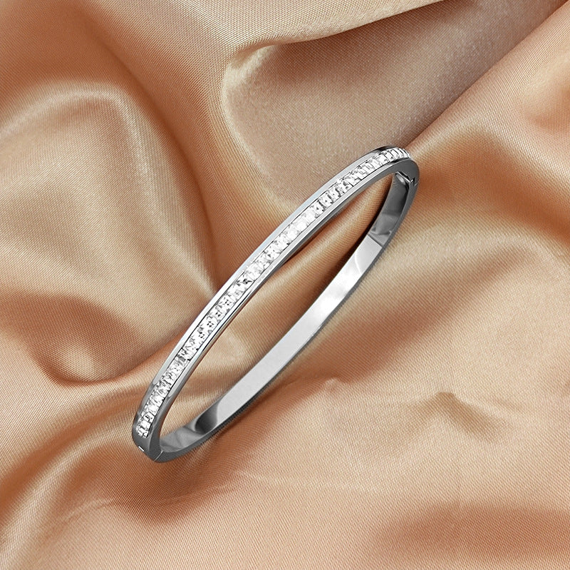 Starry Sky Non-fading Diamond-embedded Exquisite Titanium Steel Bracelet