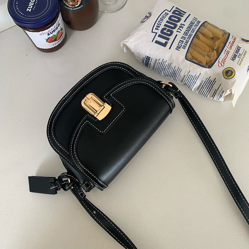 Fashion Saddle Bag: Crossbody & Shoulder Commuter Bag