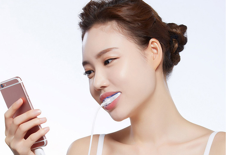 Tooth whitening instrument