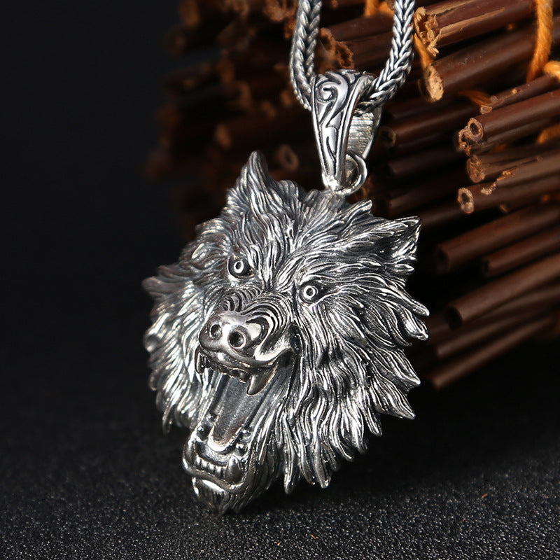 Retro Personality Handmade Domineering Wolf Head Pendant