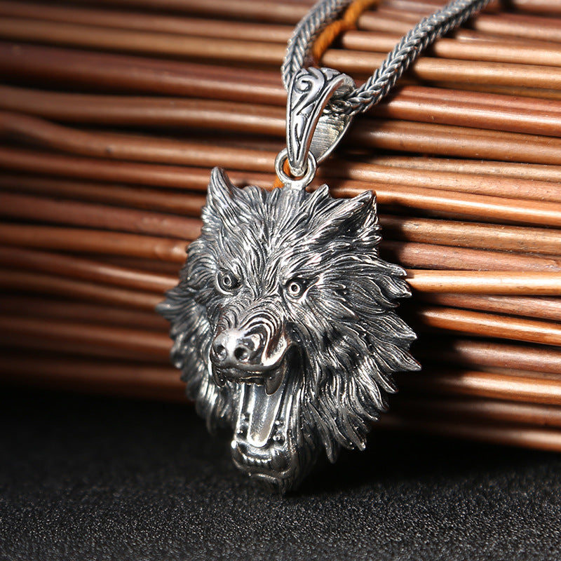 Retro Personality Handmade Domineering Wolf Head Pendant