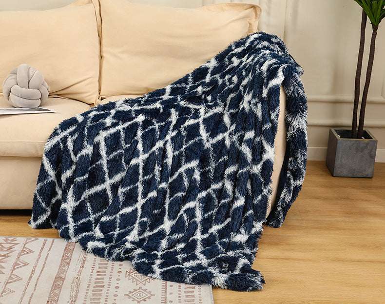 Cozy up in elegance with our Faux Fur Throw Blanket - Minihomy