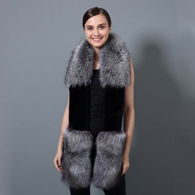 Silver Fox Fur Contrasting Color Scarf