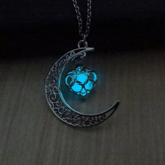 Hollow Moon & Heart Choker Necklace - Minihomy