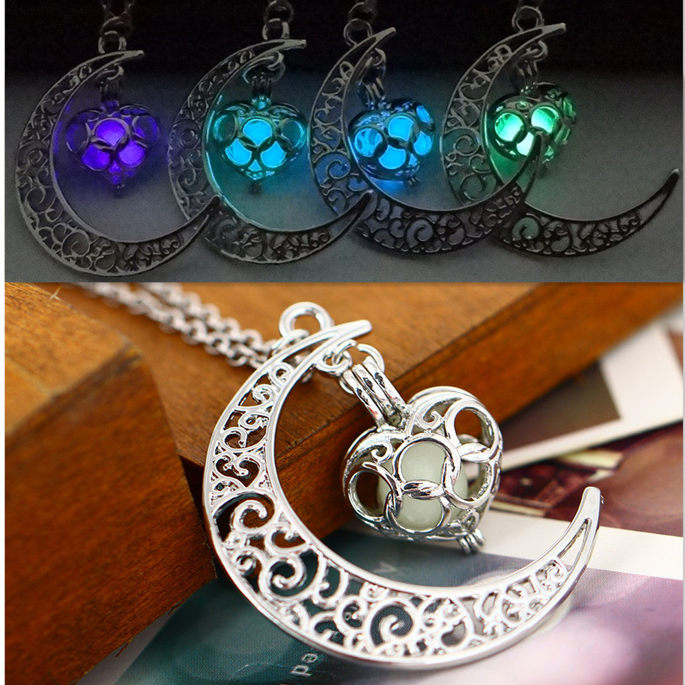 Hollow Moon & Heart Choker Necklace - Minihomy