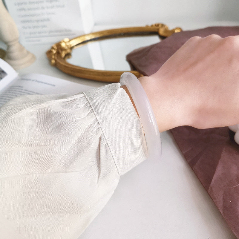 White chalcedony bracelet