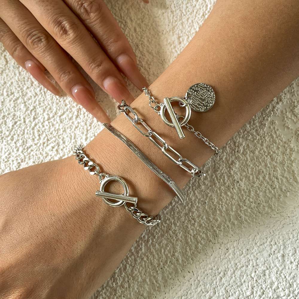 Metal Wind Hollow Chain Bracelet Snake Bone Metal Bracelet - Minihomy